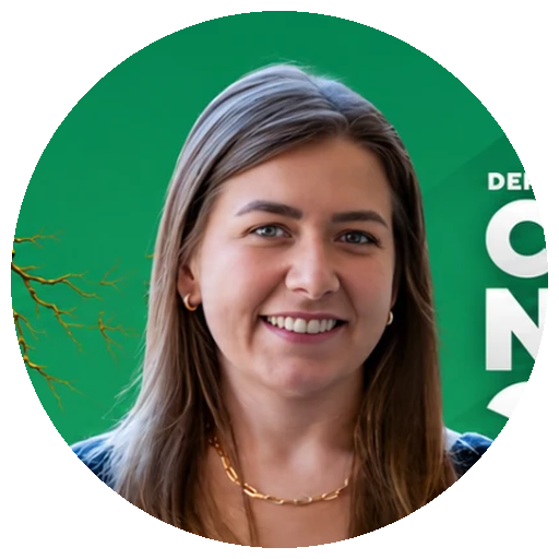 Figurinha oficial da campanha: Camila Nunes (foto)